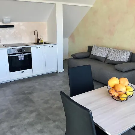 Villa Florance Apartments With Terraces & Parking Ventspils Exterior photo
