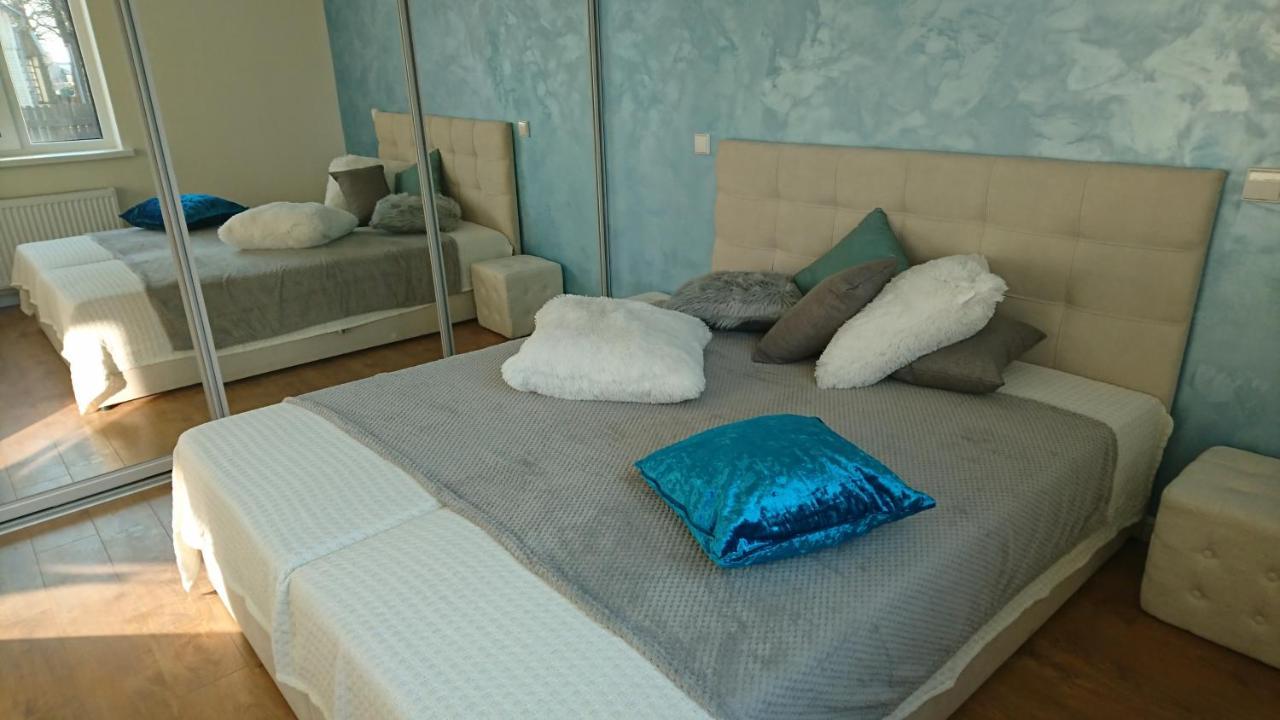 Florance With Terraces & Parking Appartement Ventspils